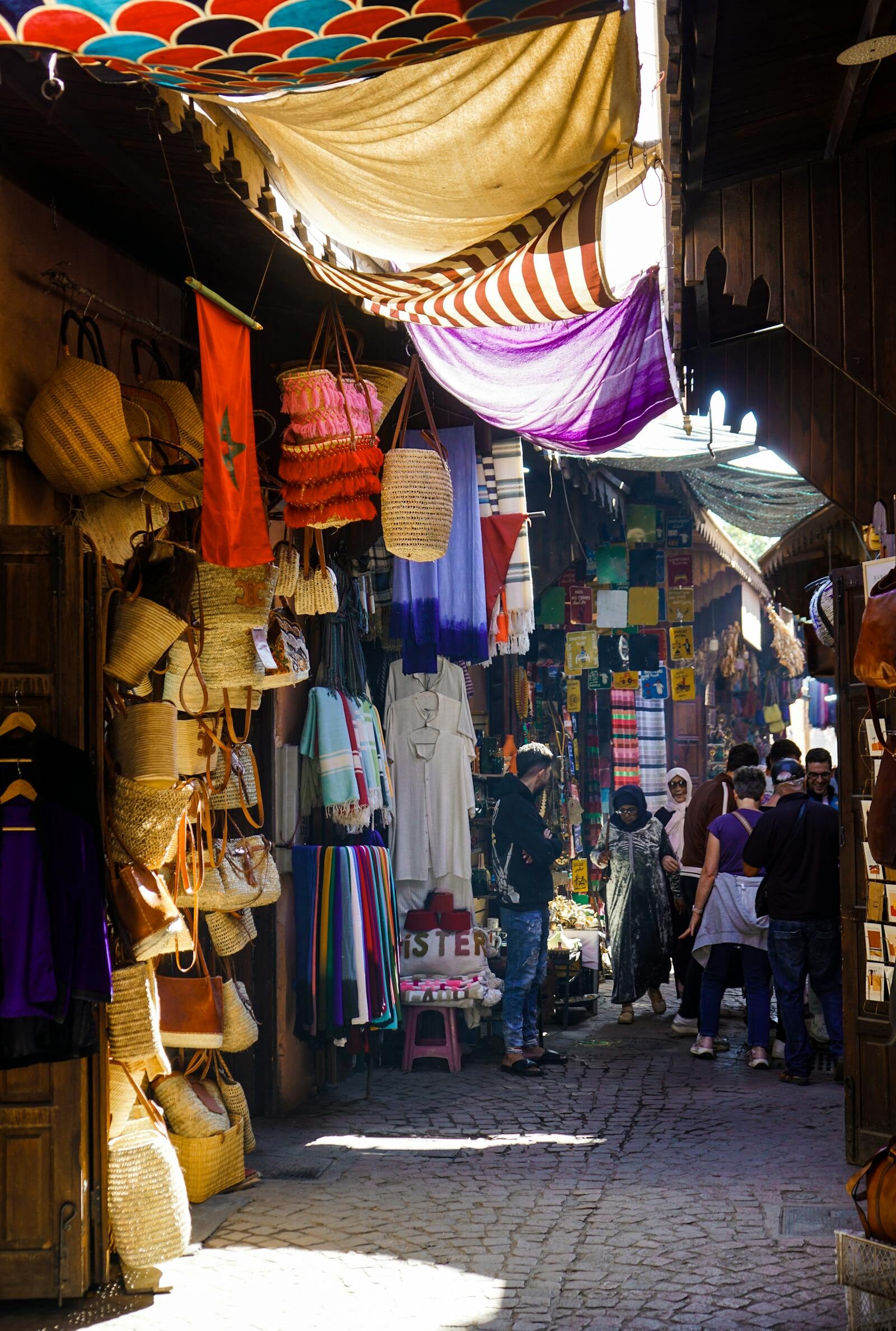 Médina d'Agadir & Souk El Had: A Guide to the City's Two Markets