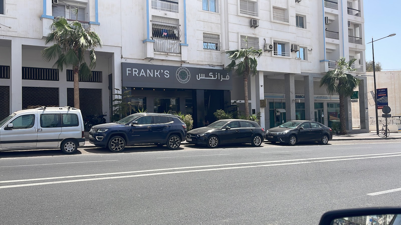 Frank’s Burgers Ave De Far